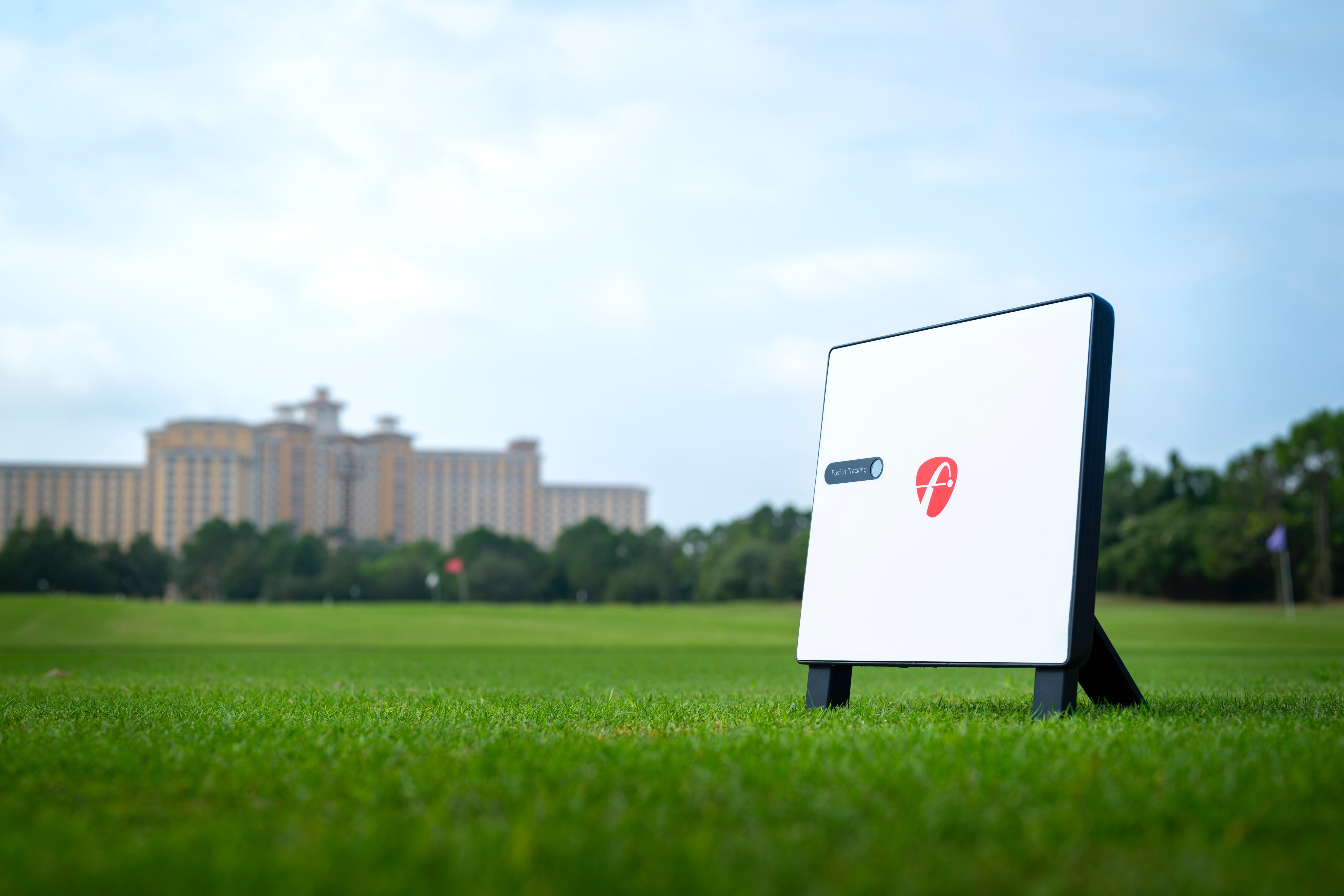 FlightScope X3 ゴルフトラッカー　ジョン X3-Launch-Monitor-